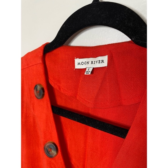 Moon River asymmetric button front mini dress - Picture 4 of 4